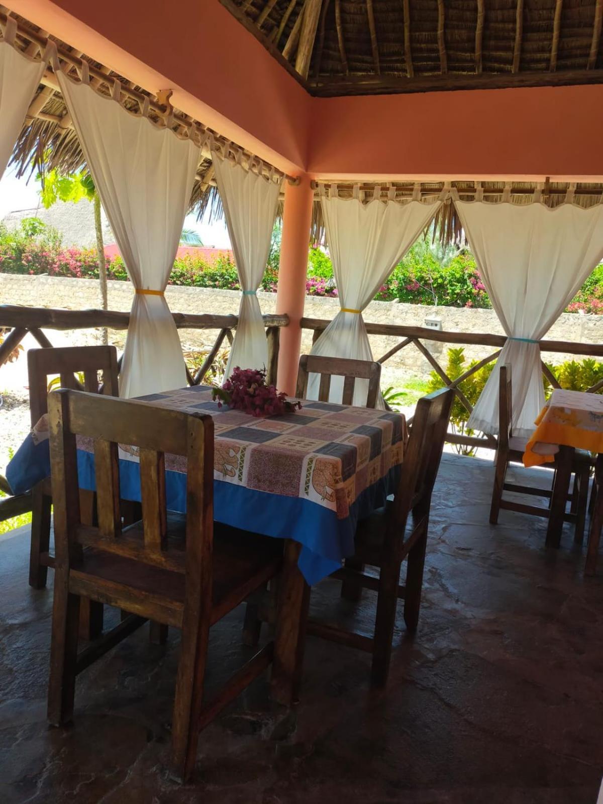 Samaki Villa Watamu Bagian luar foto